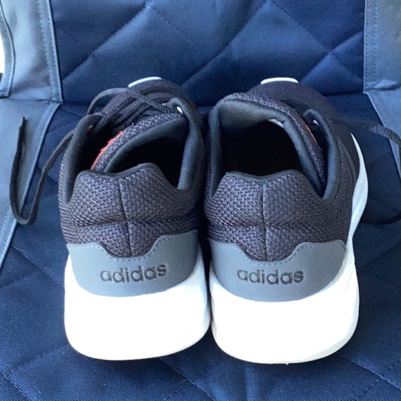 Excellent condition Adidas - Picture 4 of 5